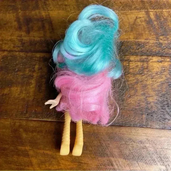 Shopkins Shoppies Season 8 World Vacation Peppa-Mint Doll - Picture 5 of 7